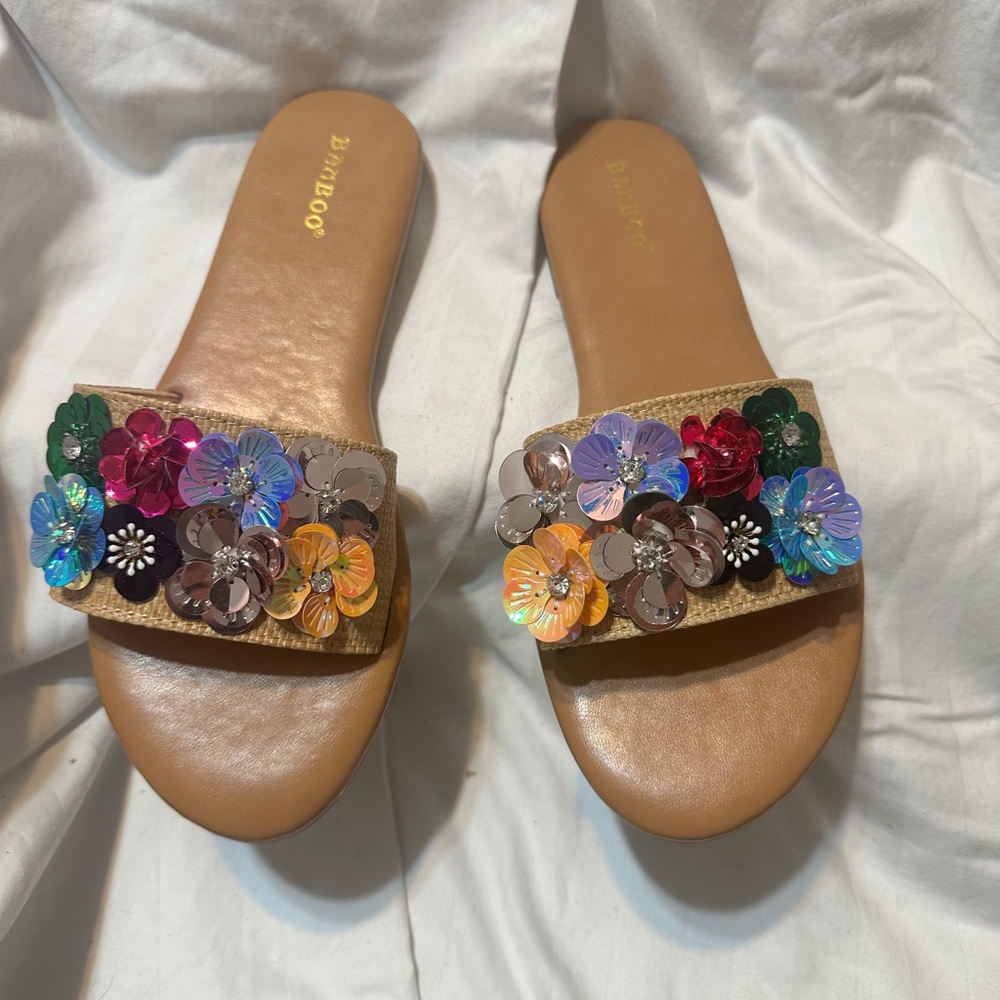 Bamboo Women's Multicolor Floral Slide Sandals